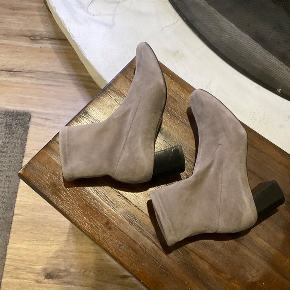 LK Bennett Amira Gray Stretch Suede Ankle Boots Warm Gray size US 6.5/EU 37 - Picture 5 of 8